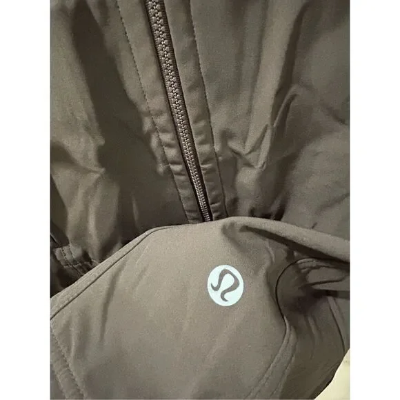 Lululemon Coat sz 4